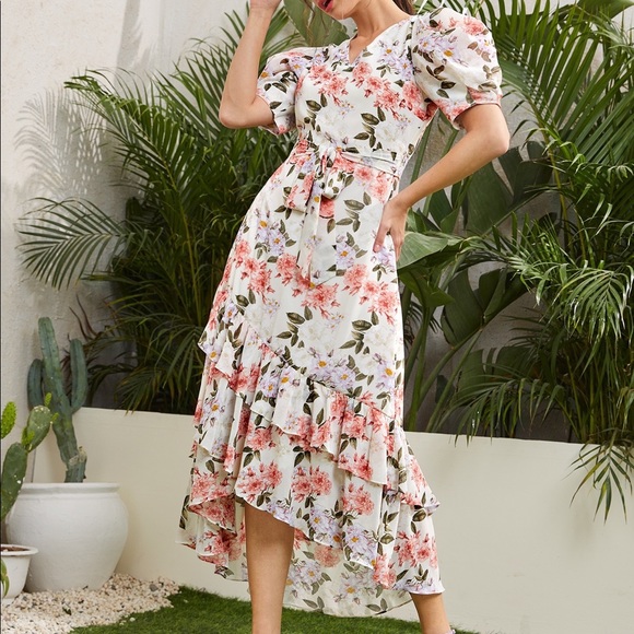SHEIN X Dr.kholoud Puff Sleeve Ruffle Trim
Asymmetrical Hem Floral Dress - Picture 1 of 2